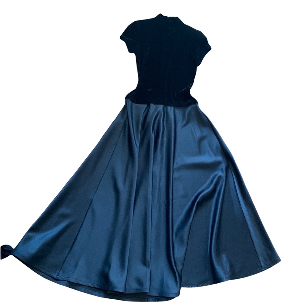 Tadashi Petites Black Dress
